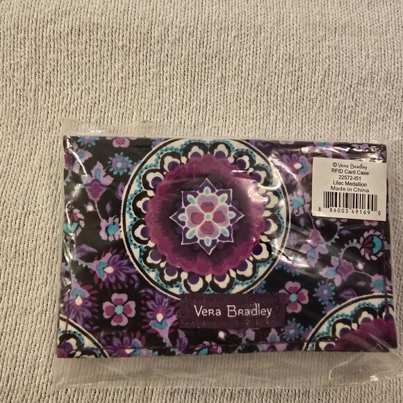 Vera Bradley NEW Card Case Lilac Medallion Purple Floral Retired Pattern RFID - Picture 2 of 10